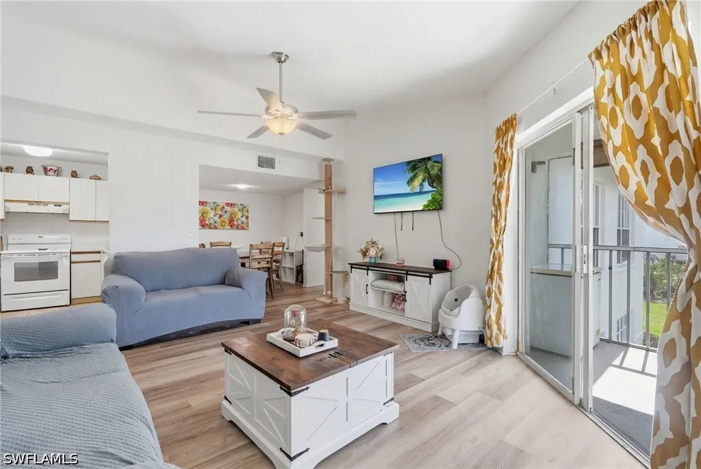 132 Santa Clara Drive Naples FL 34104