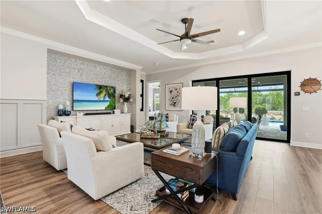 9525 Montelanico Loop Naples FL 34119