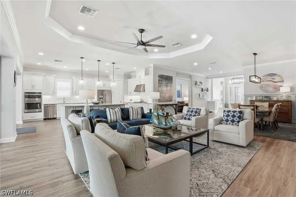 9525 Montelanico Loop Naples FL 34119