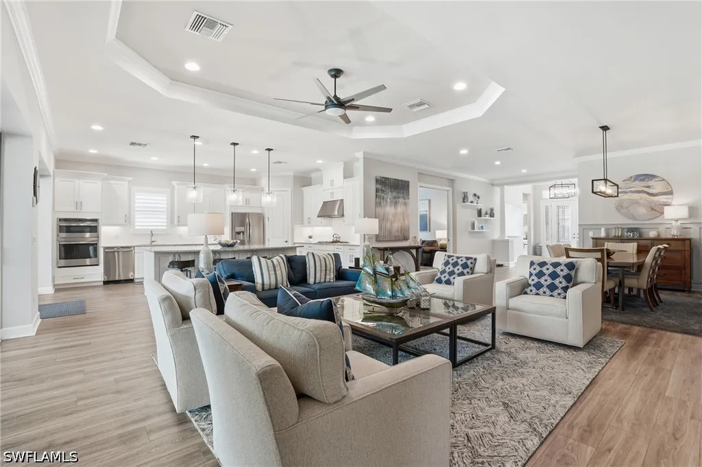 9525 Montelanico Loop Naples FL 34119