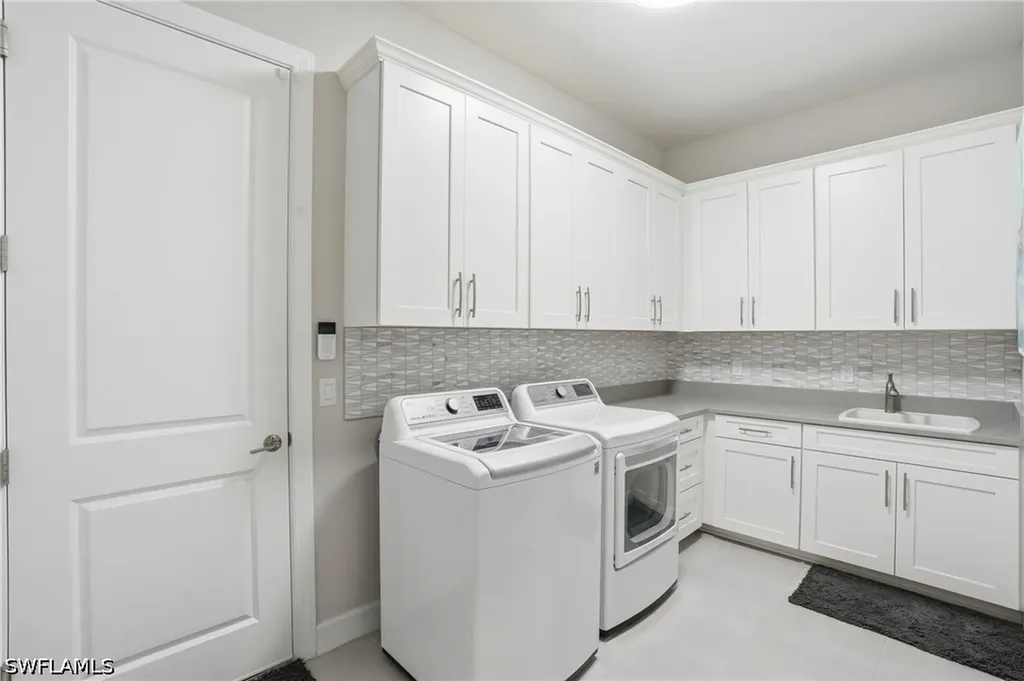9525 Montelanico Loop Naples FL 34119