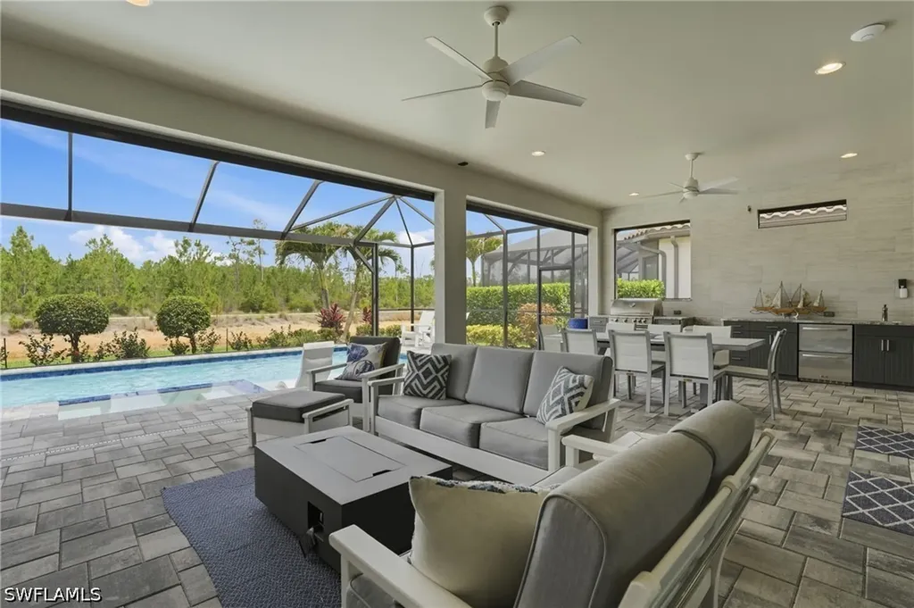 9525 Montelanico Loop Naples FL 34119