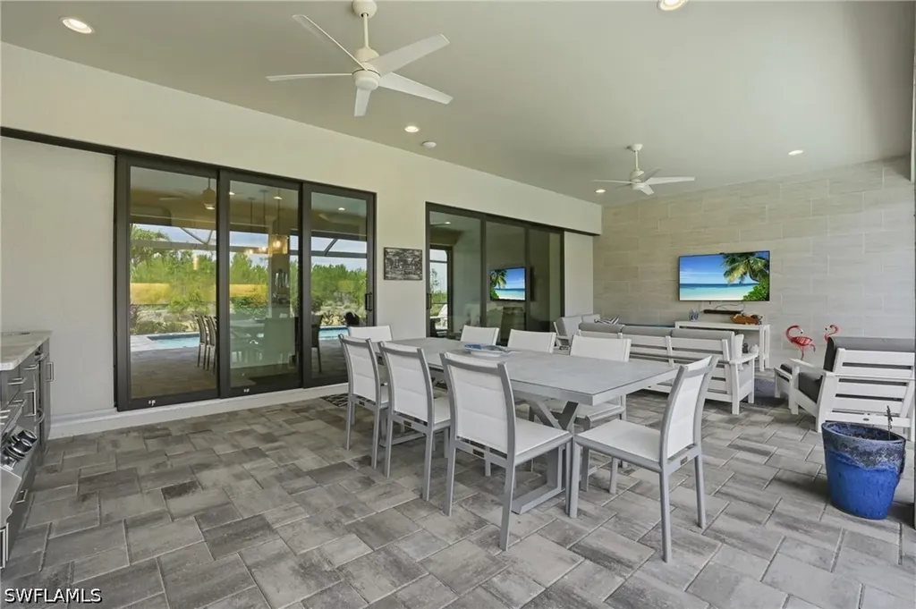 9525 Montelanico Loop Naples FL 34119