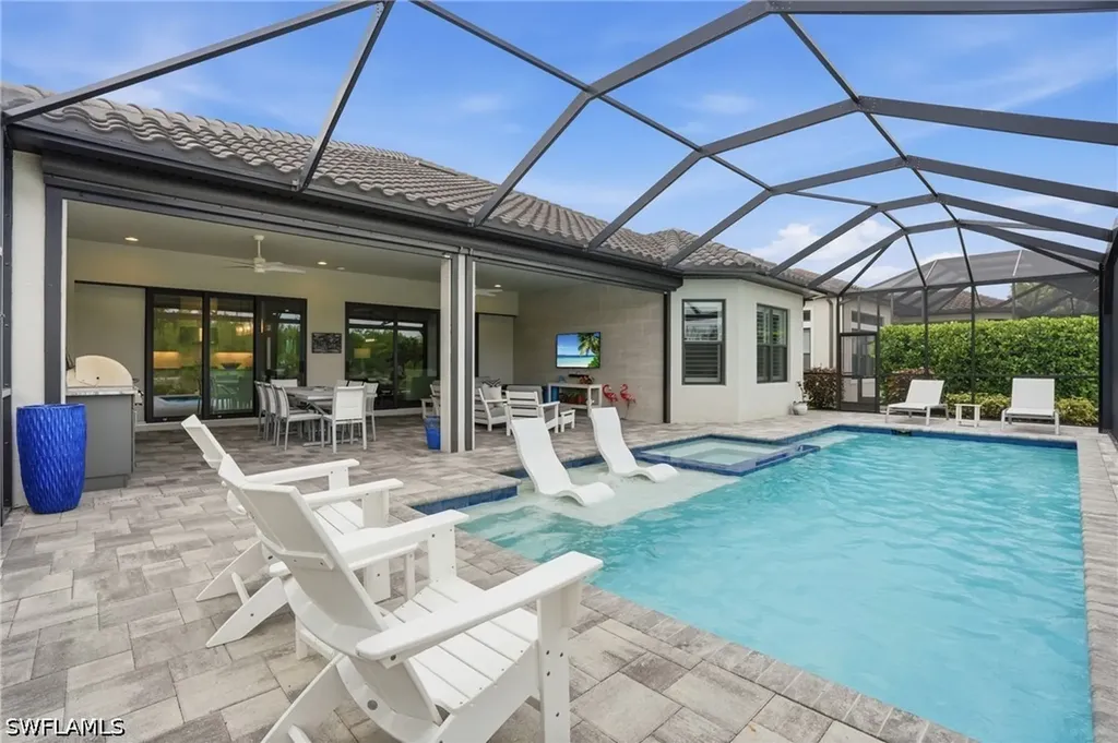 9525 Montelanico Loop Naples FL 34119