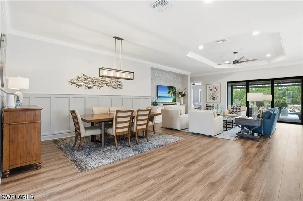 9525 Montelanico Loop Naples FL 34119