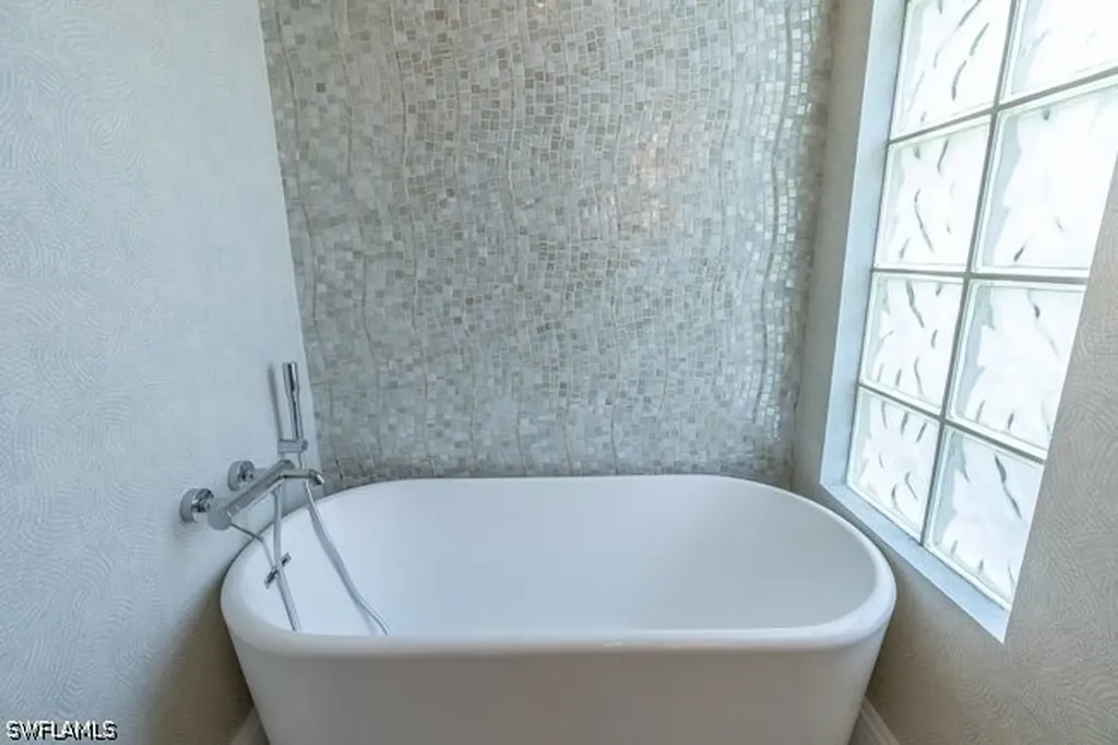 7911 Portofino Court Naples FL 34114