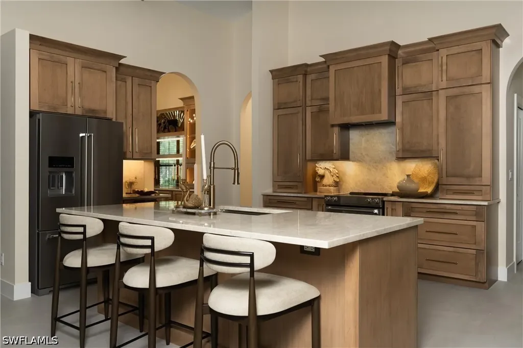 3521 1st Avenue NW Naples FL 34120