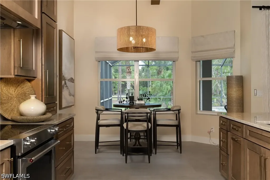 3521 1st Avenue NW Naples FL 34120