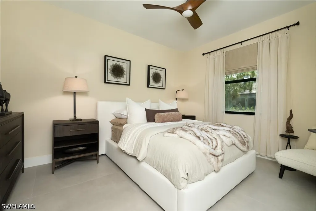 3521 1st Avenue NW Naples FL 34120