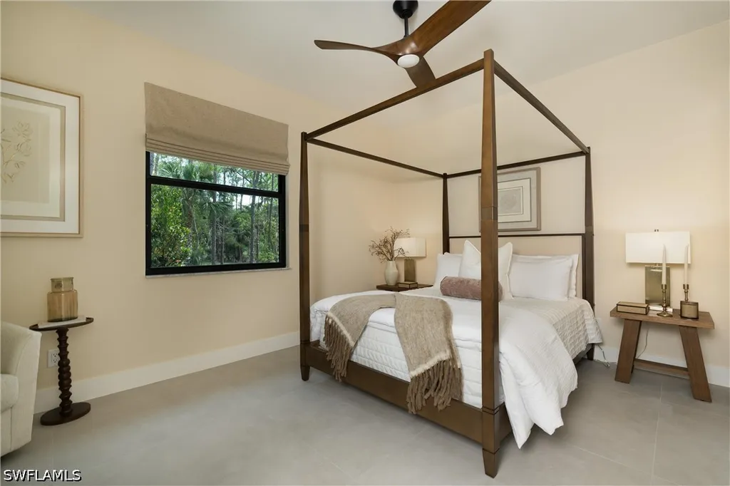 3521 1st Avenue NW Naples FL 34120