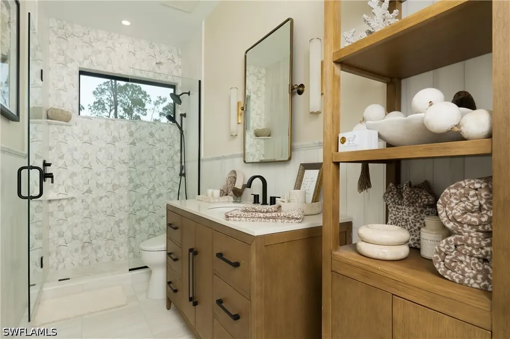 3521 1st Avenue NW Naples FL 34120