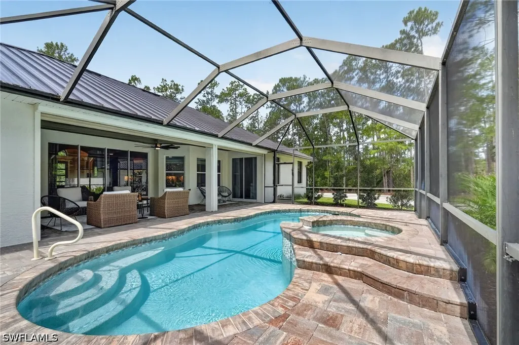 3521 1st Avenue NW Naples FL 34120