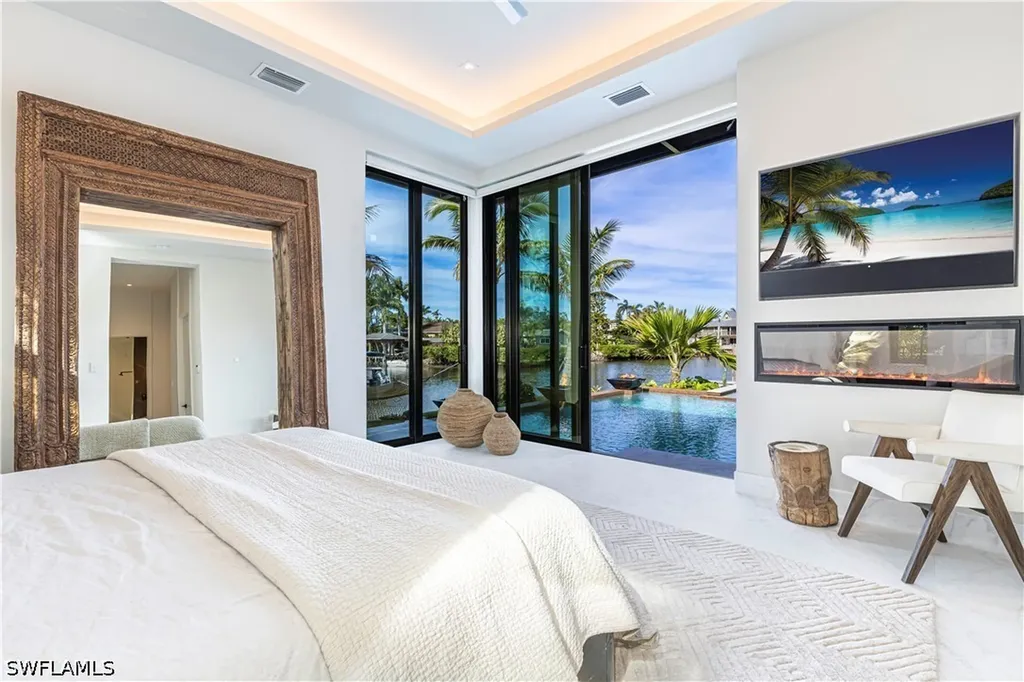 1100 Sandpiper Street Naples FL 34102