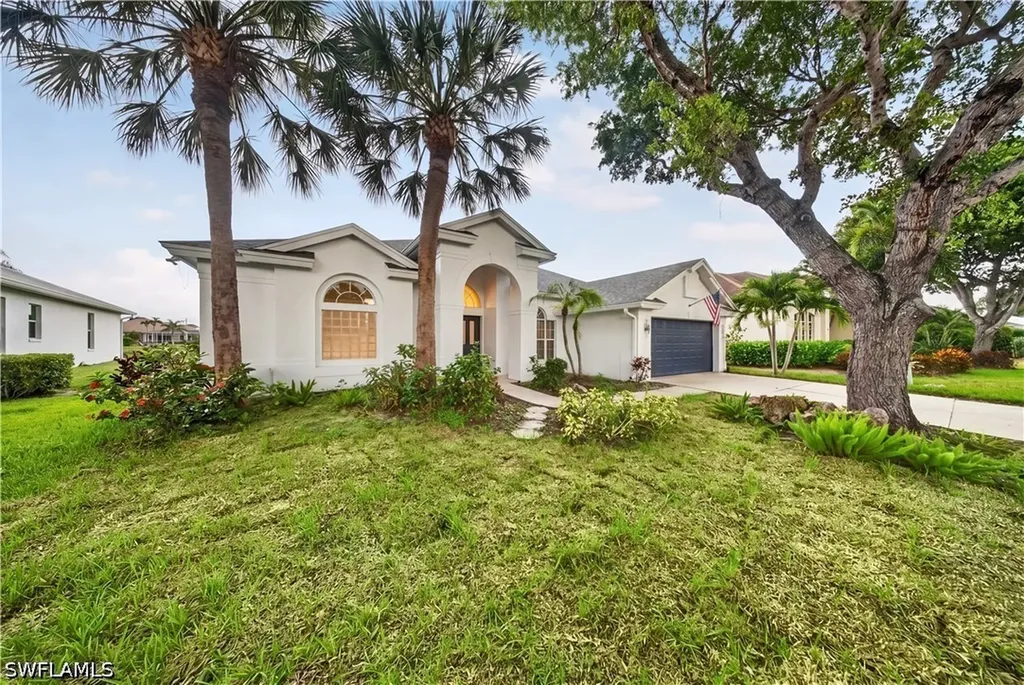 2628 White Cedar Lane Naples FL 34109
