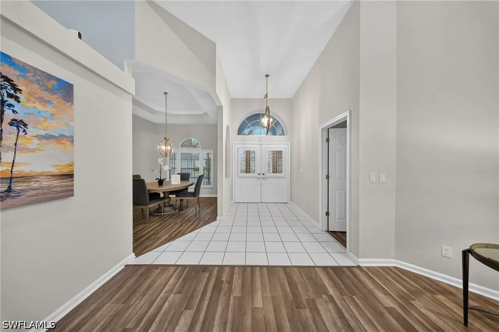 2628 White Cedar Lane Naples FL 34109