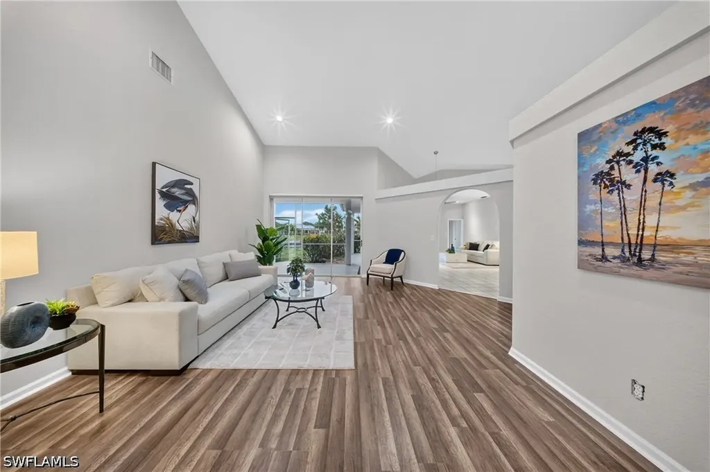 2628 White Cedar Lane Naples FL 34109