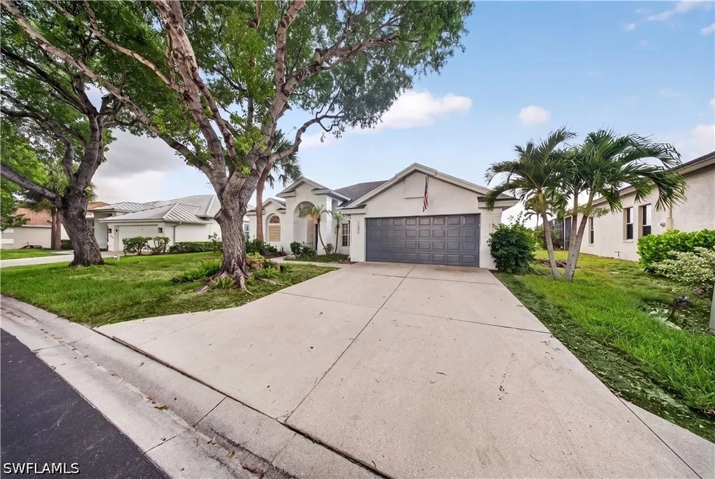 2628 White Cedar Lane Naples FL 34109