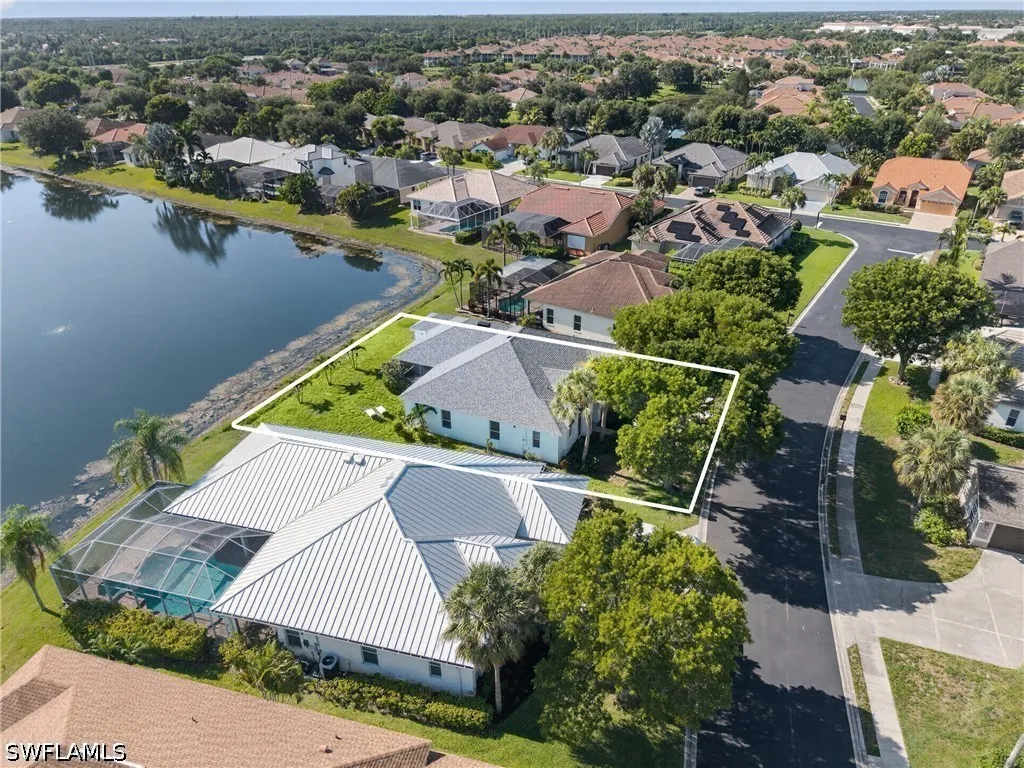 2628 White Cedar Lane Naples FL 34109