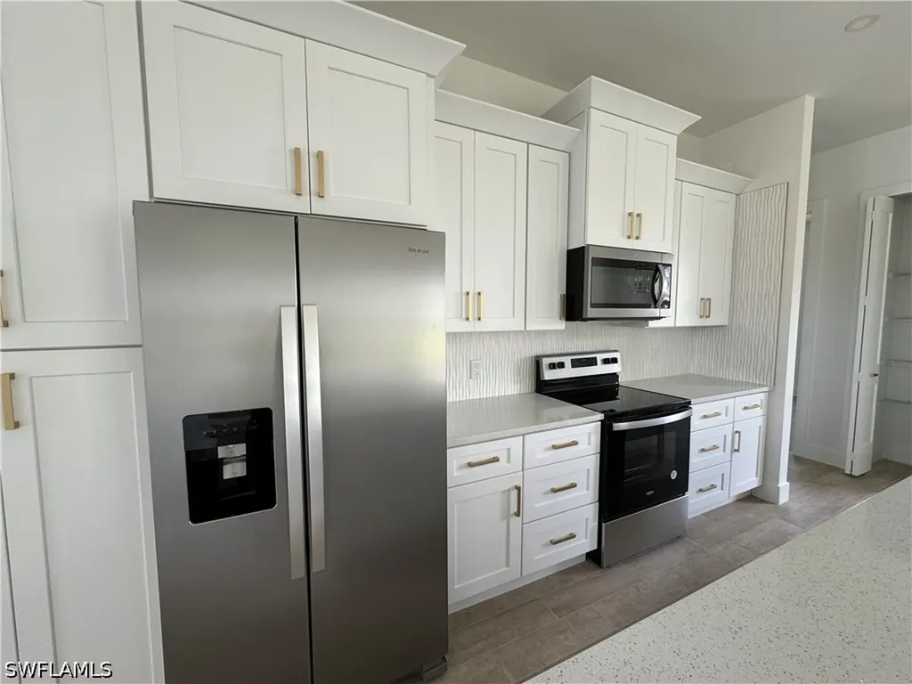 1421 NE 17th Avenue Cape Coral FL 33909
