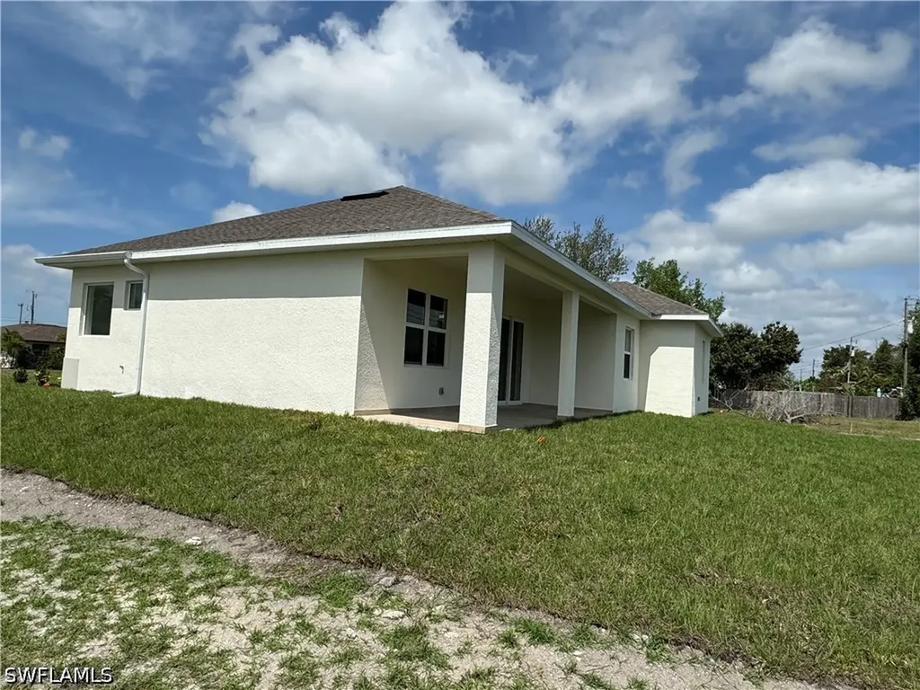 1421 NE 17th Avenue Cape Coral FL 33909