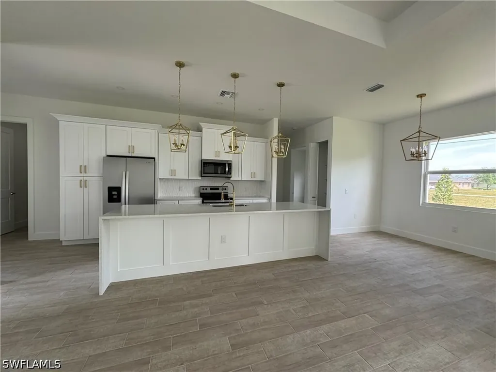 1421 NE 17th Avenue Cape Coral FL 33909
