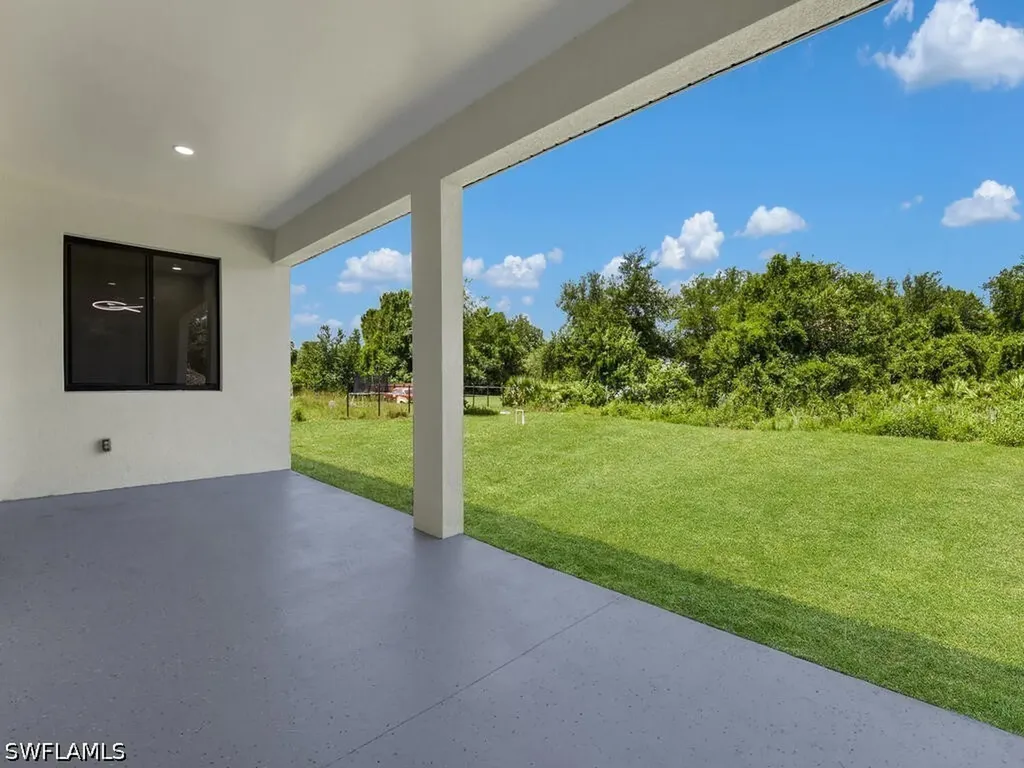 611 Lincoln Avenue Lehigh Acres FL 33972