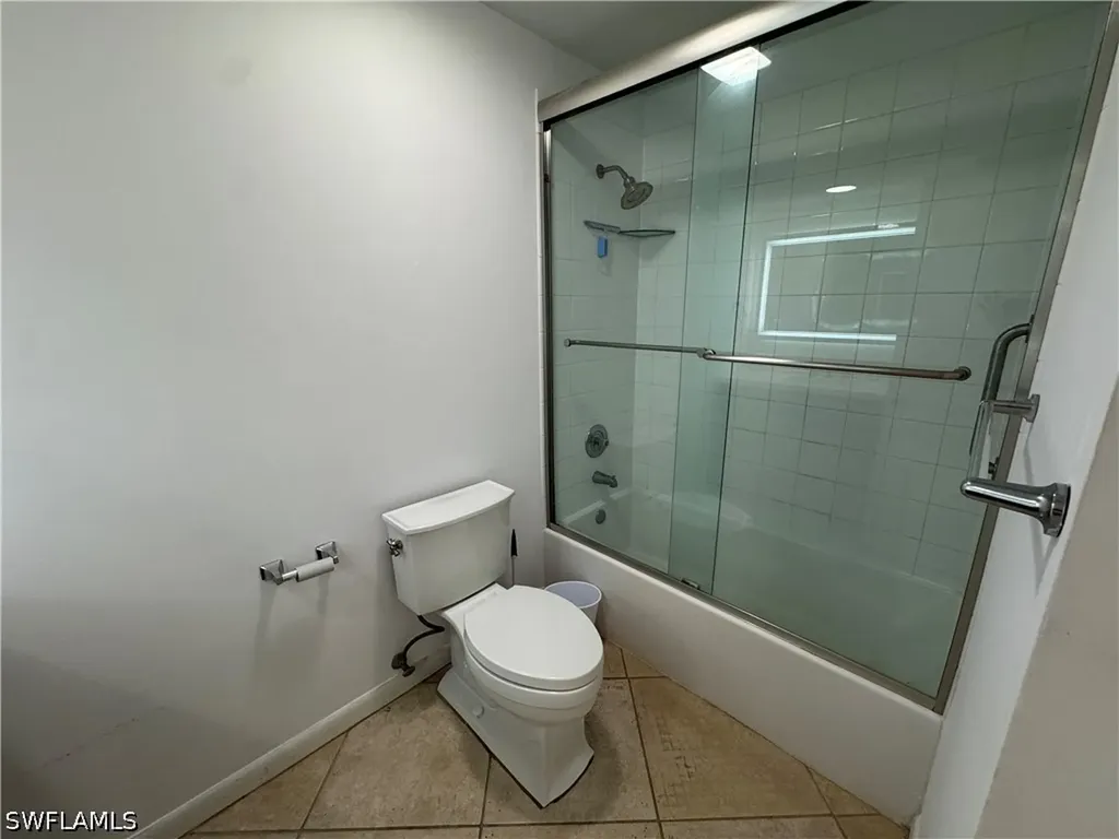 604 102nd Avenue N Naples FL 34108