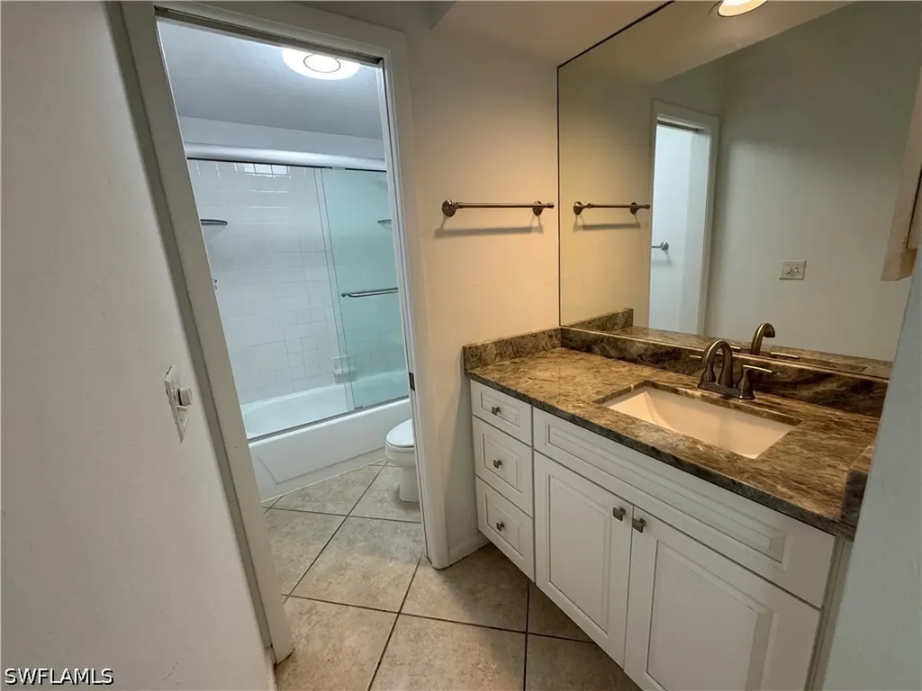 604 102nd Avenue N Naples FL 34108