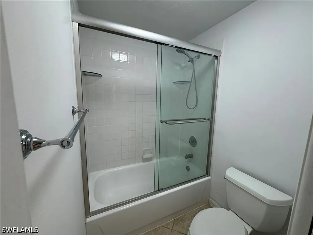 604 102nd Avenue N Naples FL 34108