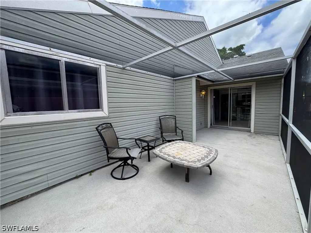 604 102nd Avenue N Naples FL 34108