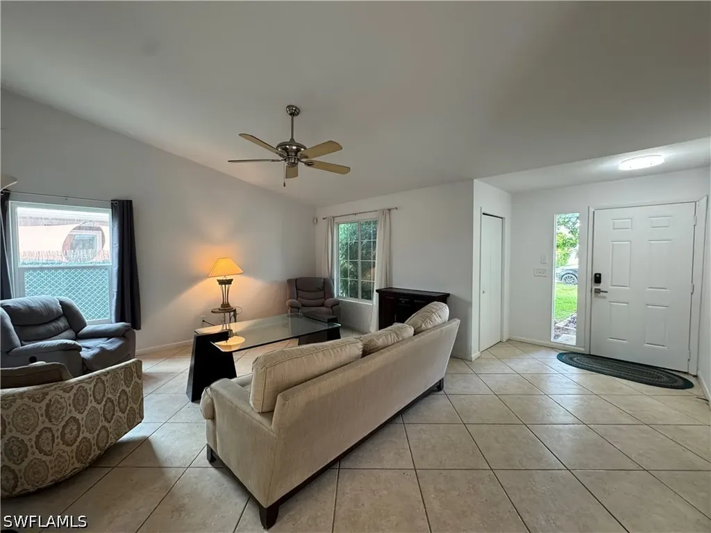 604 102nd Avenue N Naples FL 34108