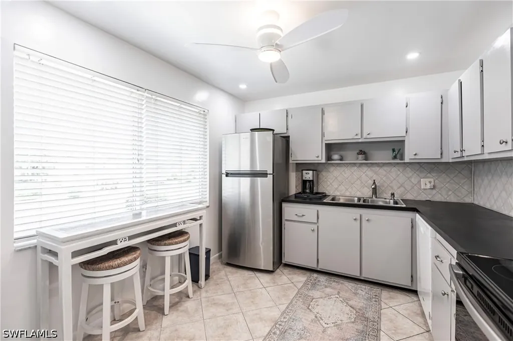 550 Teryl Road Naples FL 34112