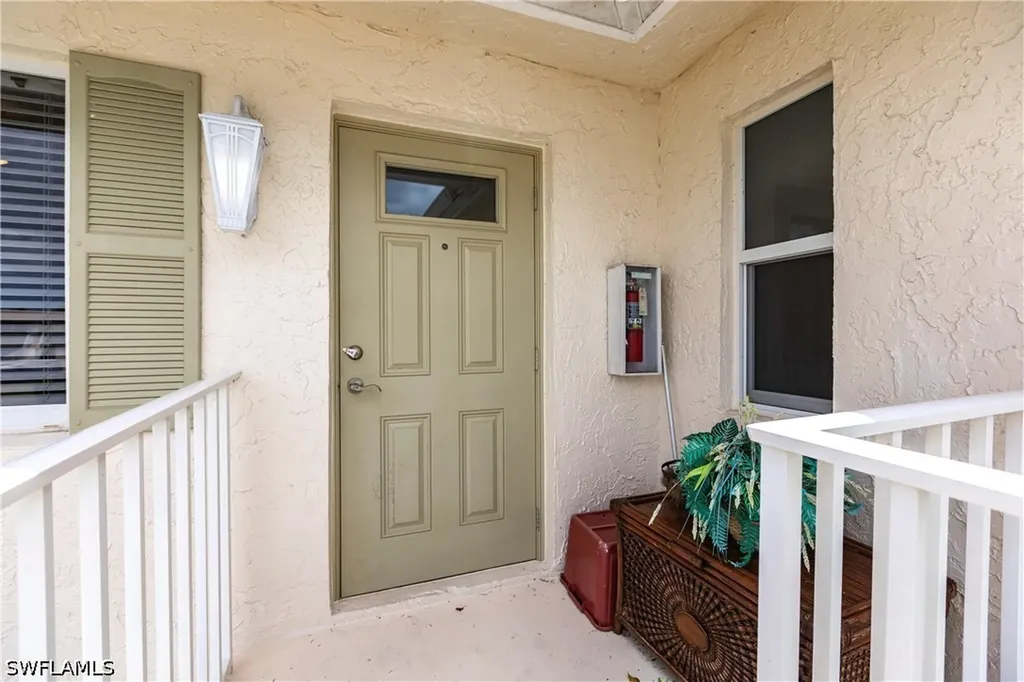 550 Teryl Road Naples FL 34112