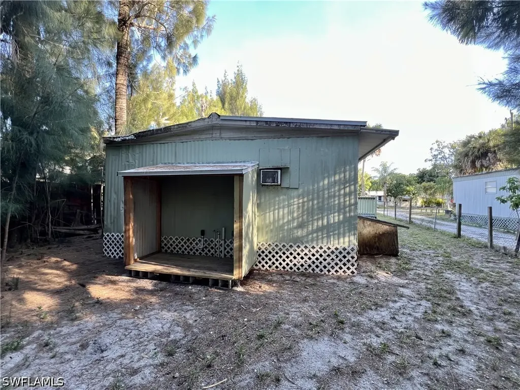 334 Capitol Street North Fort Myers FL 33903