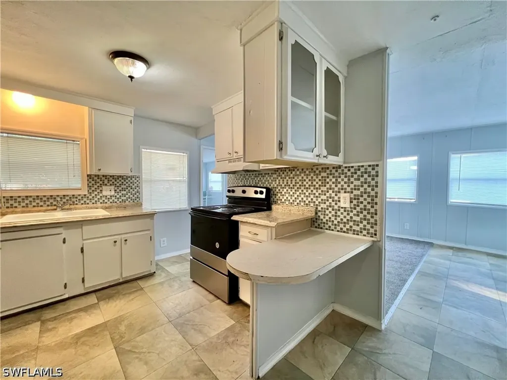 334 Capitol Street North Fort Myers FL 33903