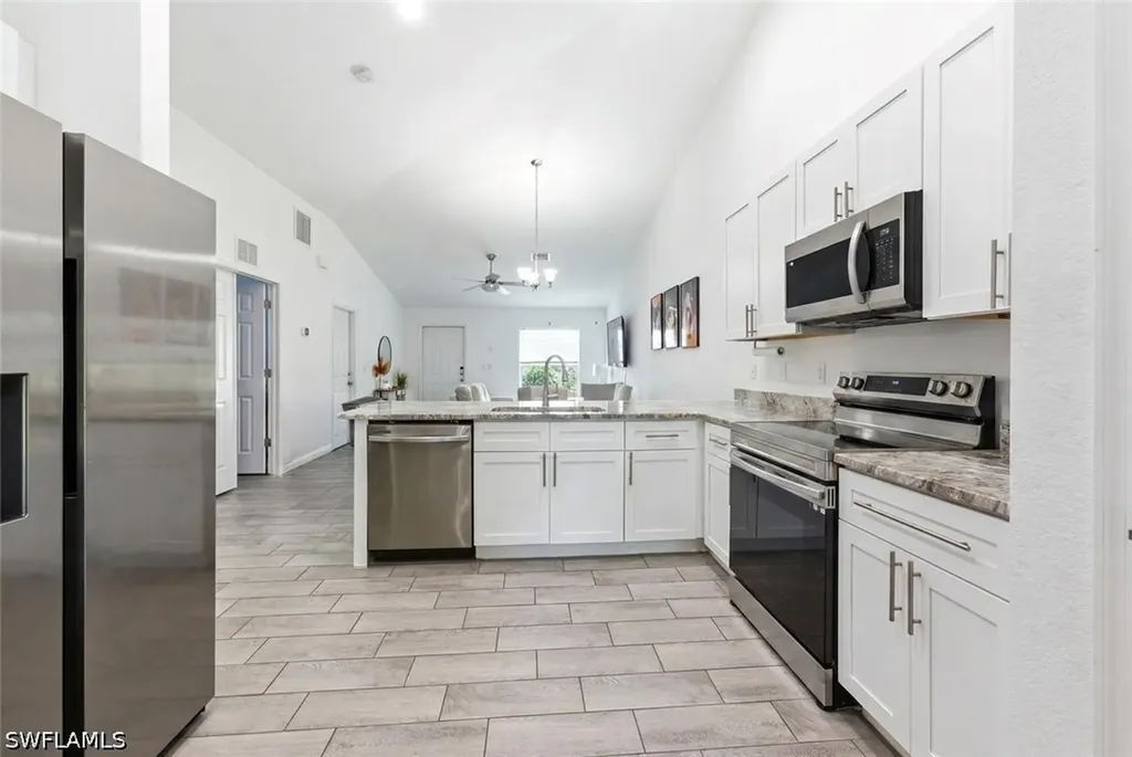 2308/2310 Haviland Avenue S Lehigh Acres FL 33973