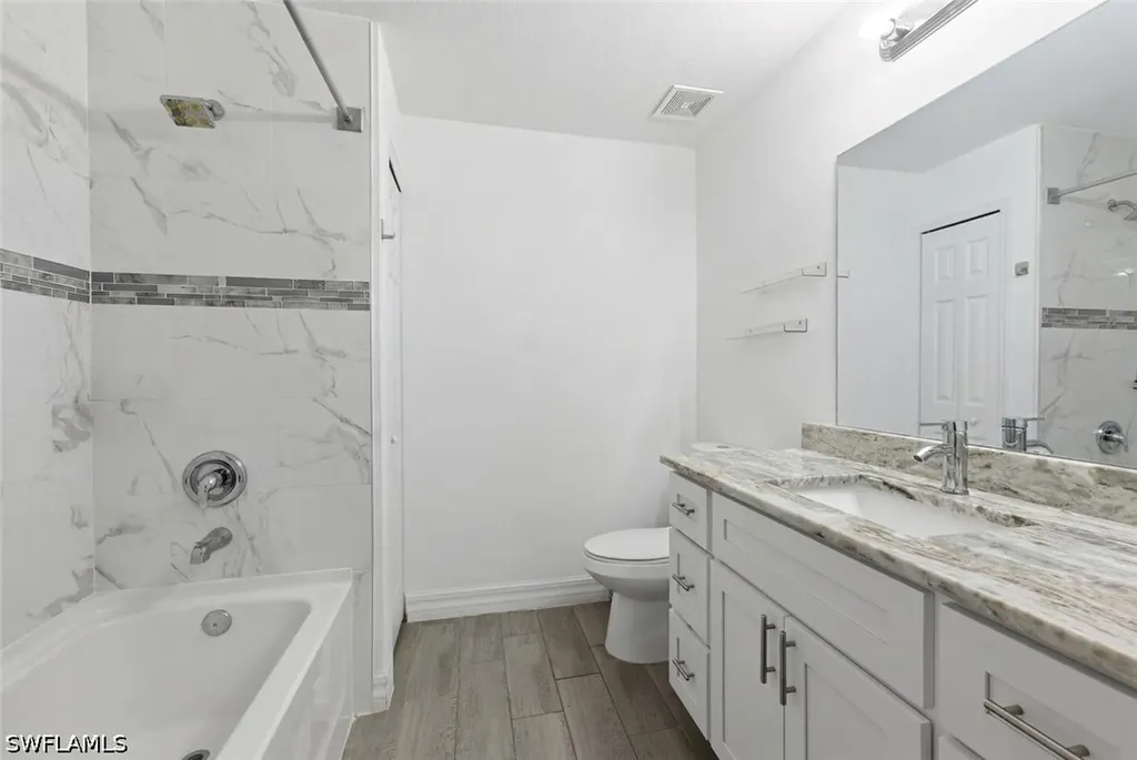 2308/2310 Haviland Avenue S Lehigh Acres FL 33973
