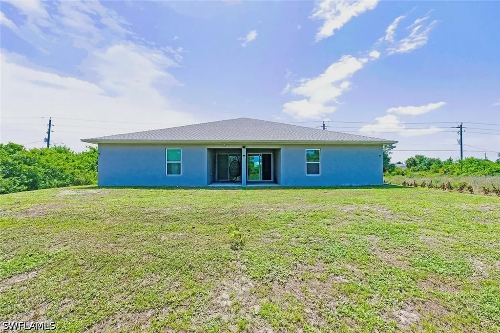 2308/2310 Haviland Avenue S Lehigh Acres FL 33973