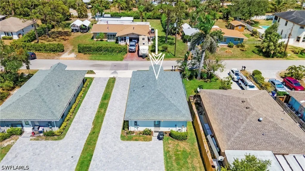 27302 Dortch Avenue Bonita Springs FL 34135