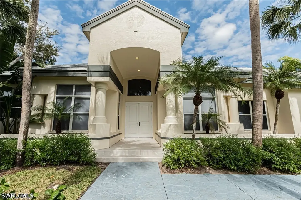 Bonita Springs FL, 3310 Riverpark Court
