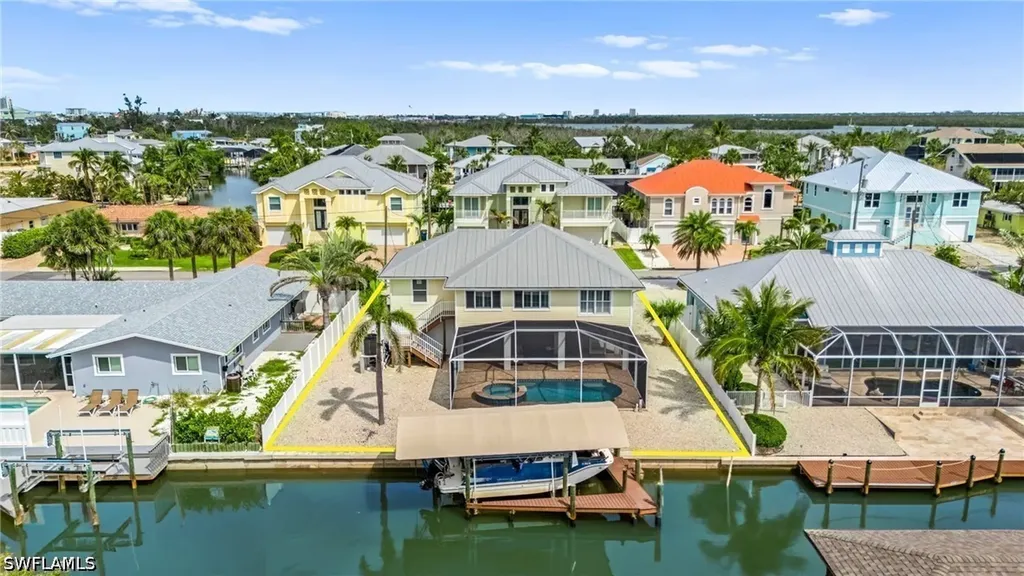 Fort Myers Beach FL, 320 Madison Court