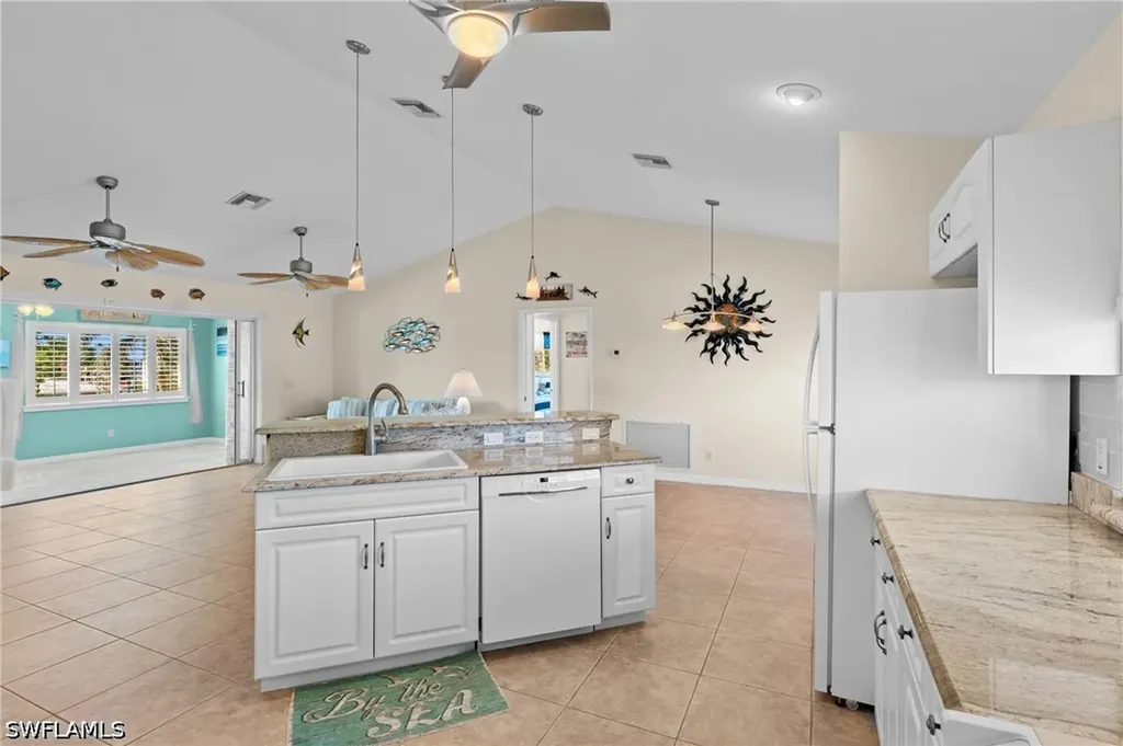 320 Madison Court Fort Myers Beach FL 33931