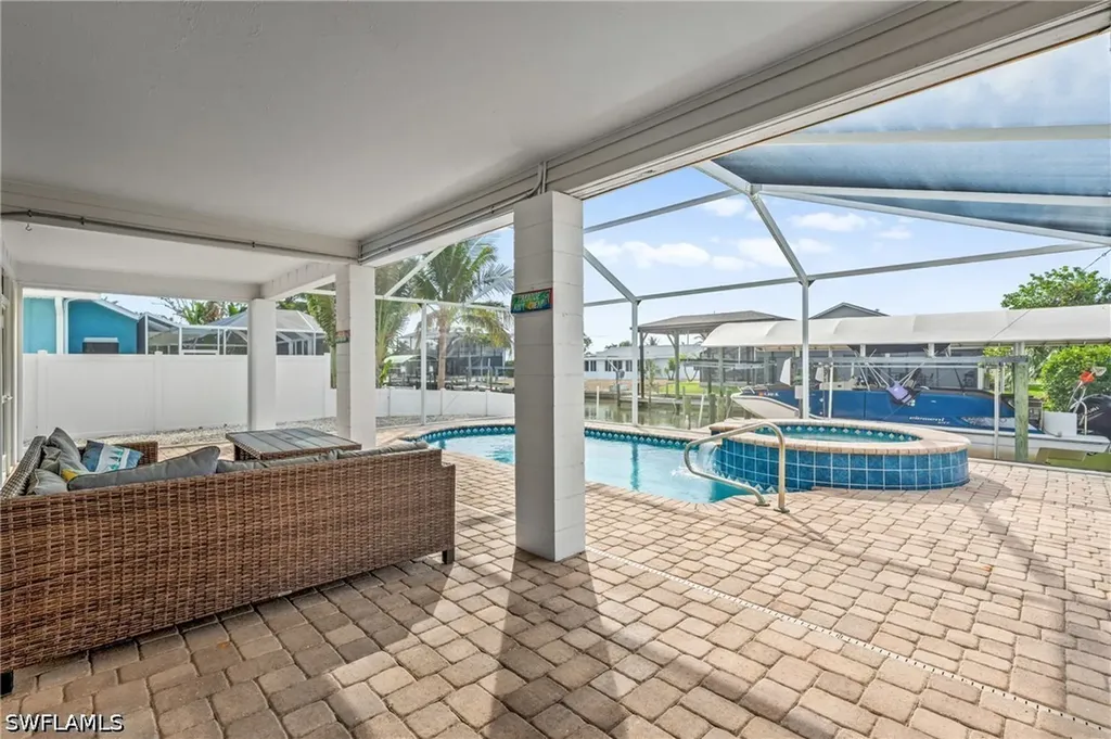 320 Madison Court Fort Myers Beach FL 33931