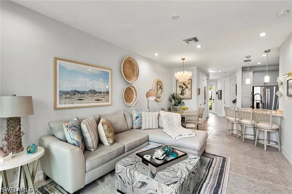7490 Rockefeller Drive Naples FL 34119