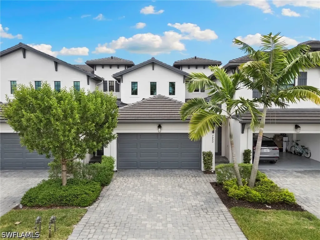 7490 Rockefeller Drive Naples FL 34119