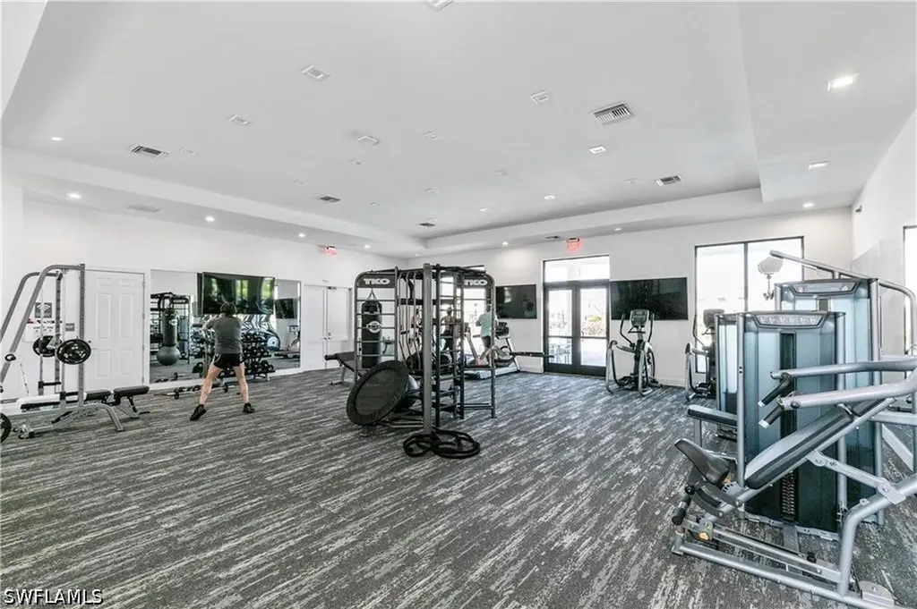 7490 Rockefeller Drive Naples FL 34119