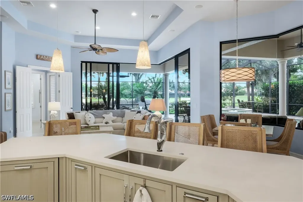 9002 Shenendoah Circle Naples FL 34113