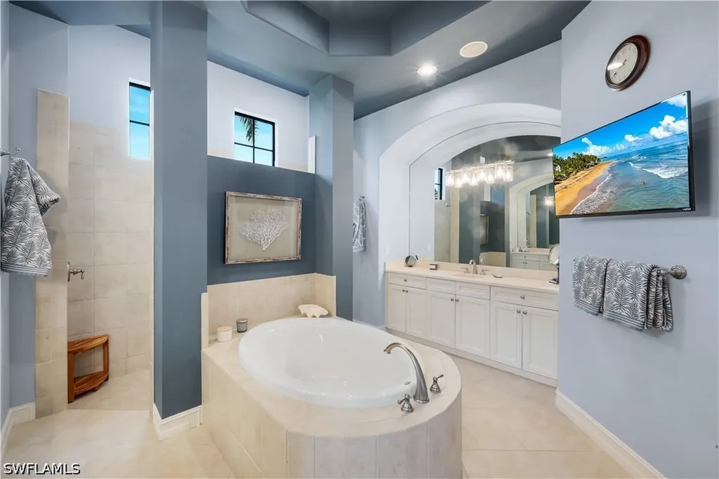 9002 Shenendoah Circle Naples FL 34113