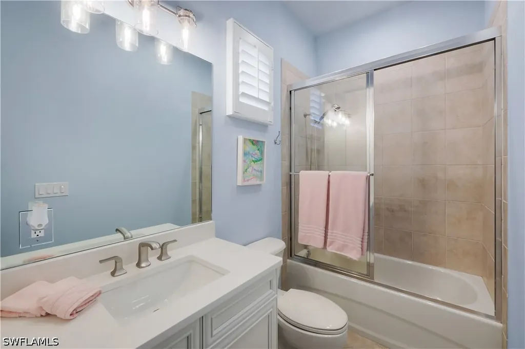 9002 Shenendoah Circle Naples FL 34113