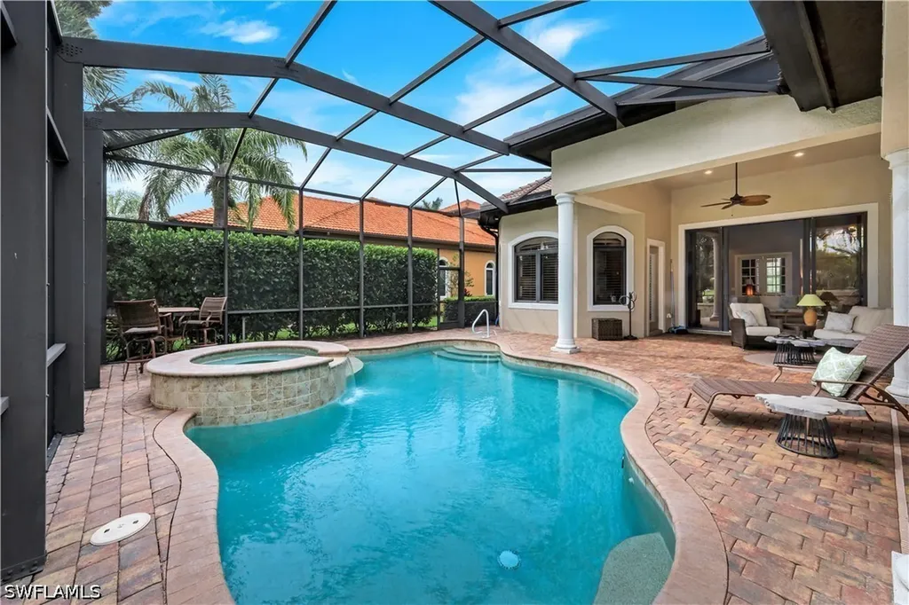9002 Shenendoah Circle Naples FL 34113